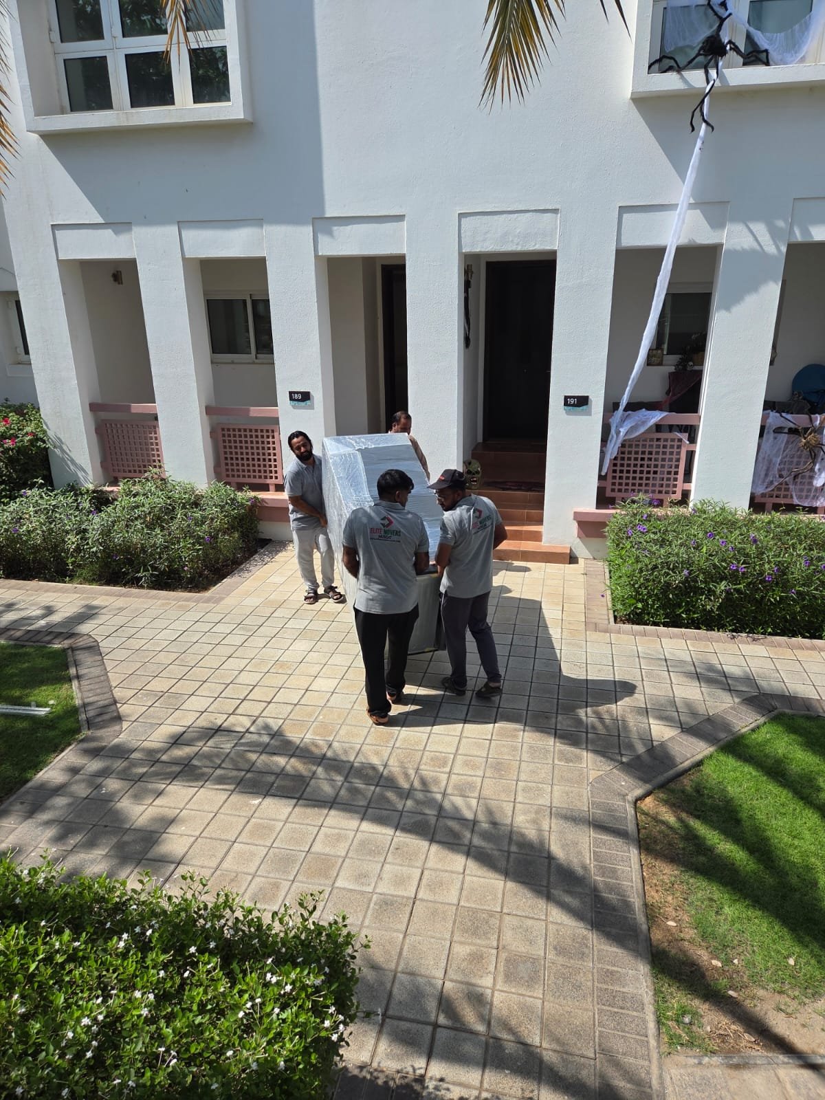 house shifting and moving services in muscat